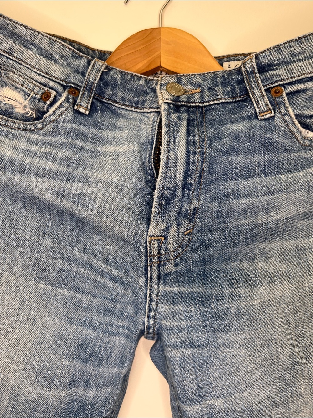 Lucky Brand Sienna Slim Boyfriend Jeans Candiani Denim Raw Hem Light Wash - Picture 2 of 11